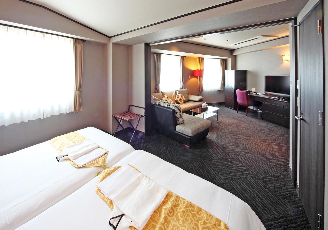 Hotel Sunplaza Osaka Sakai Annex Екстериор снимка